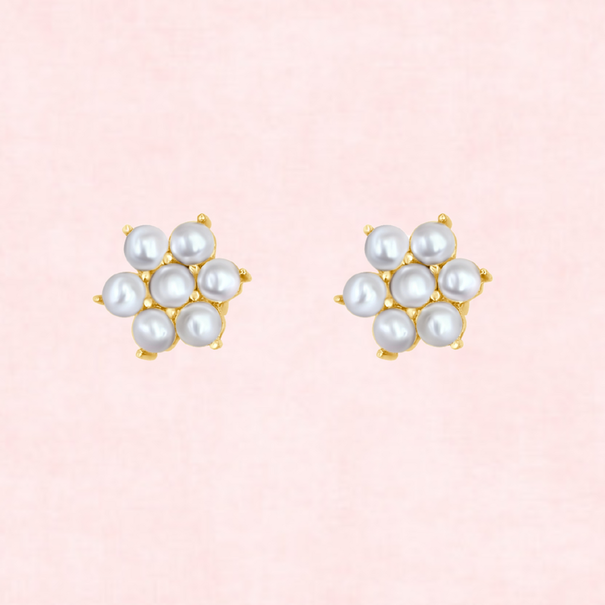 Rosa Pearl Studs